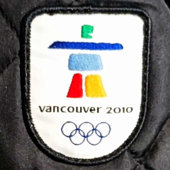 RARE! Hudson Bay 2010 Vancouver Olympic PODIUM Jacket Womens (M) - Picture 11 of 12